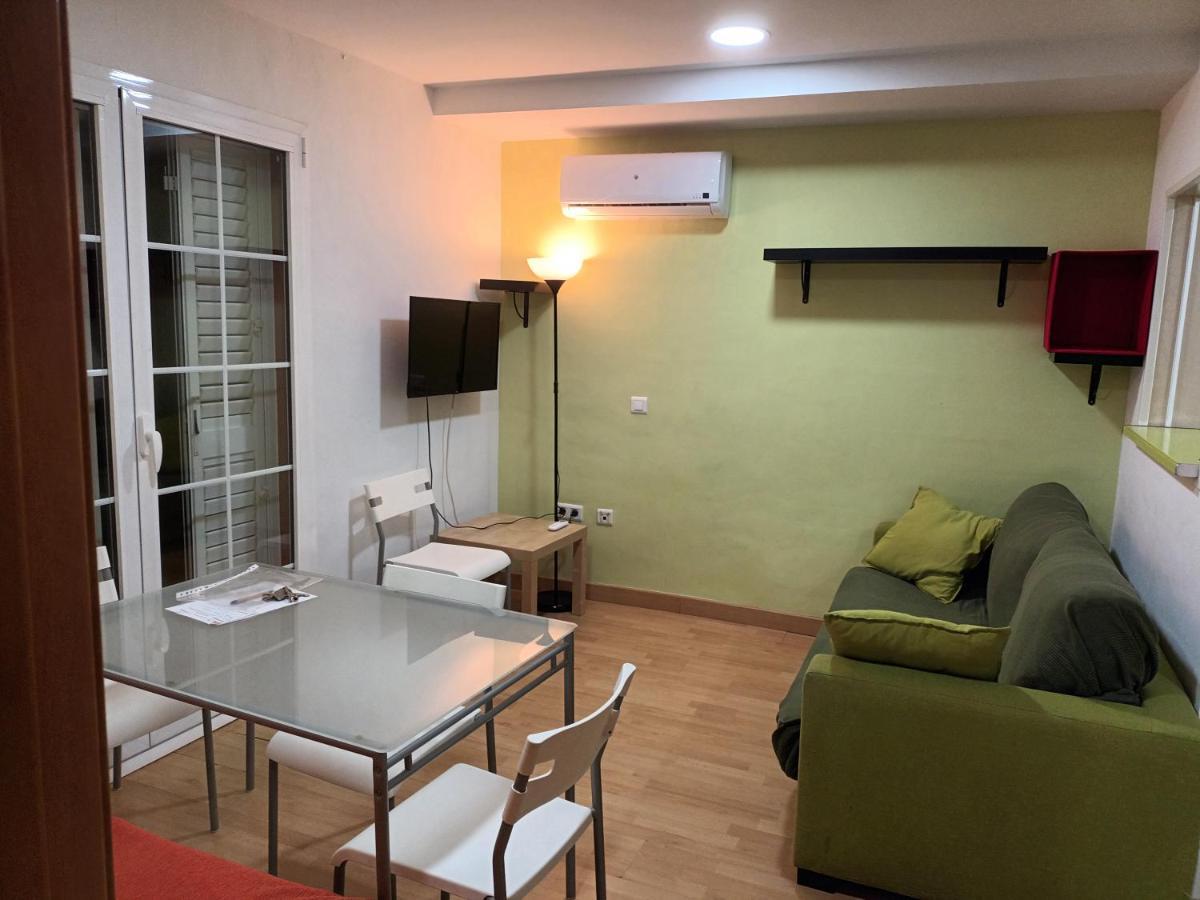 Apartamentos Bahia De Huelin Málaga Kültér fotó