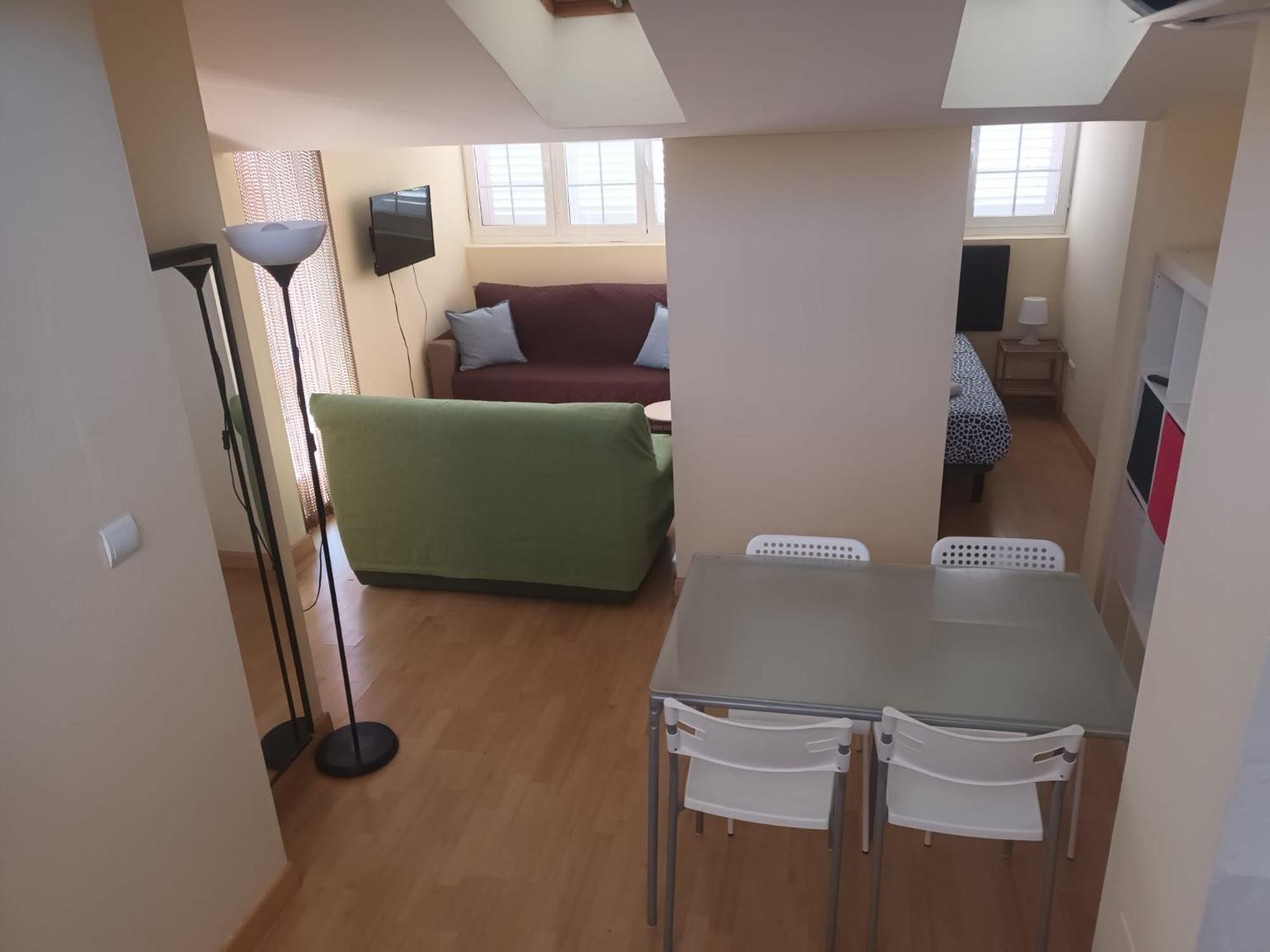 Apartamentos Bahia De Huelin Málaga Kültér fotó