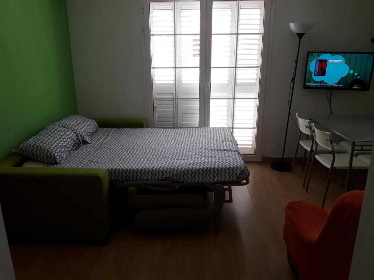 Apartamentos Bahia De Huelin Málaga Kültér fotó